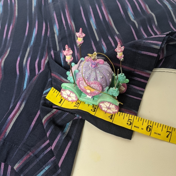 Shorts - Picture 6 of 9